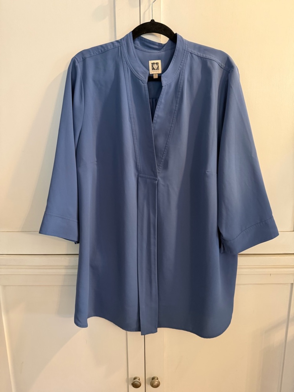 Anne Klein Blue V-Neck Top
